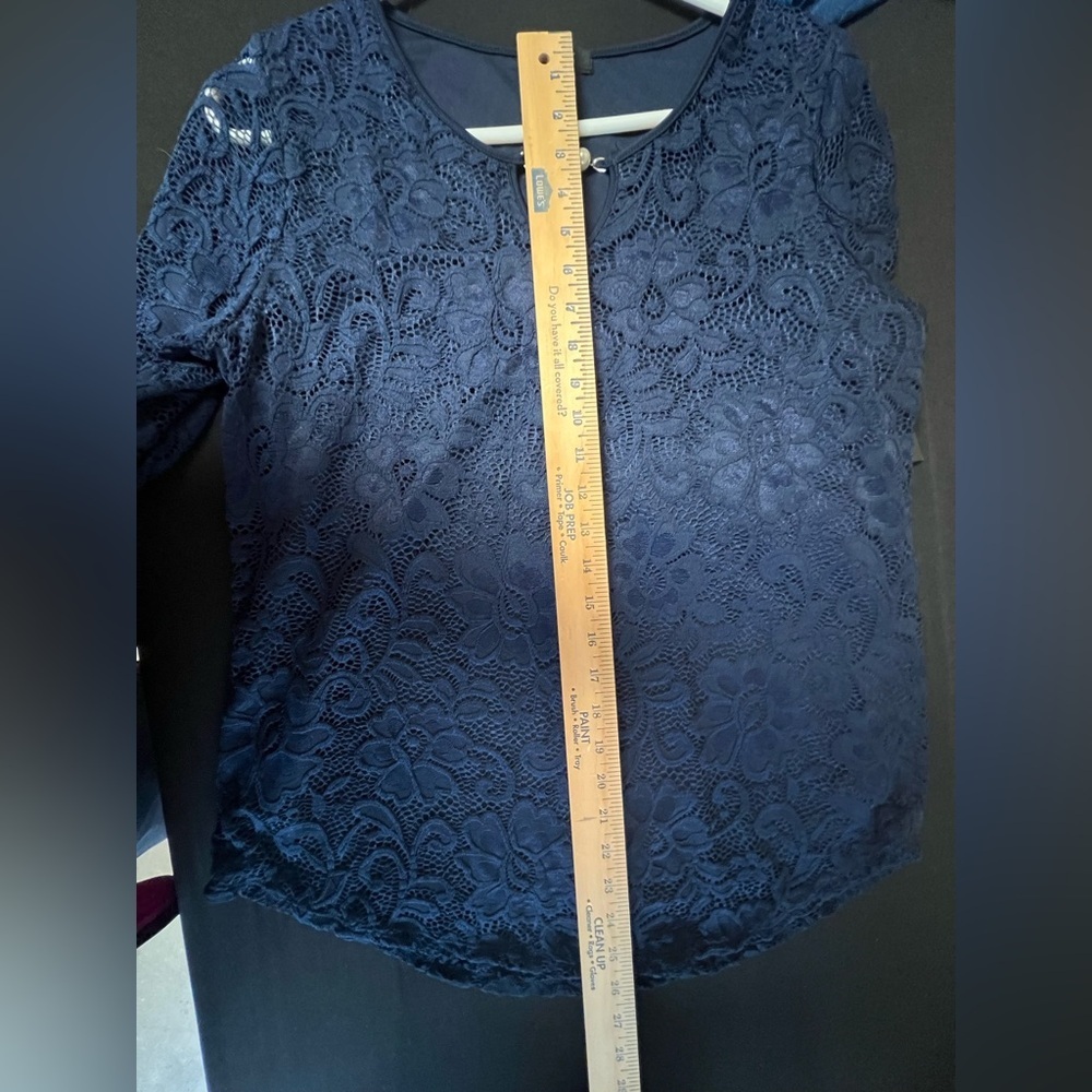 ONYX APPAREL NITE BLOUSE SIZE XL NAVY LACE OVERLAY W/SHEER LACE 3/4 SLEEVES - Picture 2 of 10